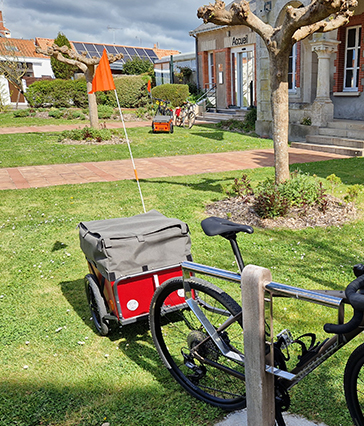 STERNYTENT . STERNYTRAILER, la remorque de vélo intelligente tout en un.<br />
En ville, urbaine